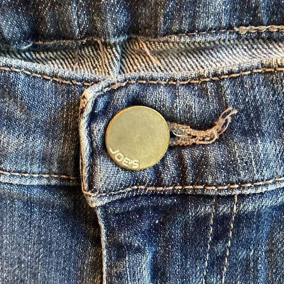 Joe’s Jeans Crop Jean Maude Wash - Picture 5 of 9